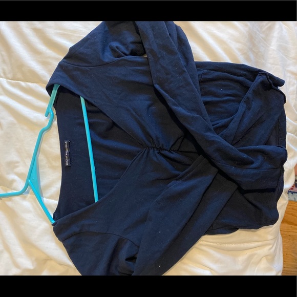 Bundle of three rare Brandy Melville crop tops! - Picture 10 of 10